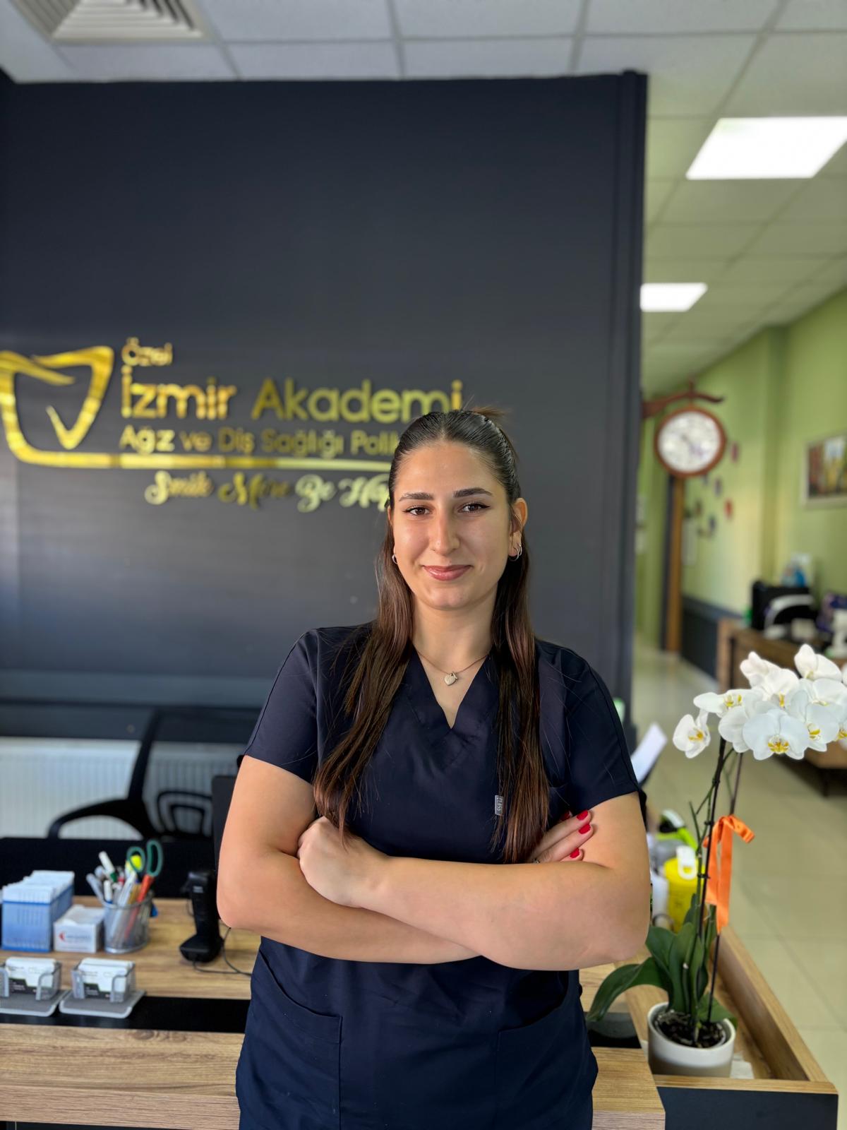 Diş Hekimi Asistanı / Hilal BOĞA